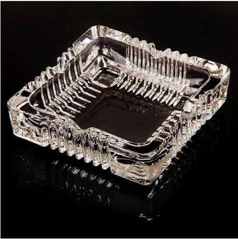 CENICERO DE CRISTAL CUADRADO