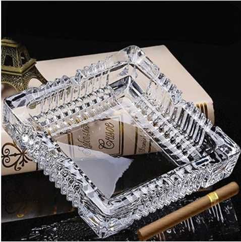 CENICERO DE CRISTAL CUADRADO