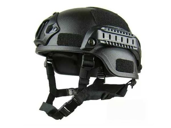 CASCO TACTICO
