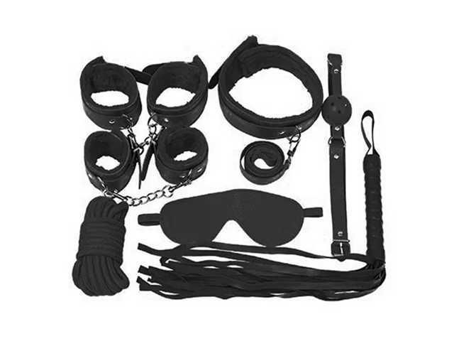 KIT ERÓTICO CON LATIGO